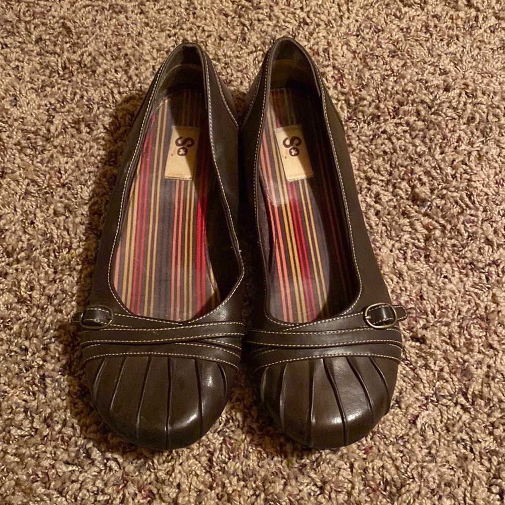 Brown SO flats